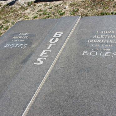 BOTES Gert Michael 1941- &amp; Laura Aletha Dorothea 1942-1990