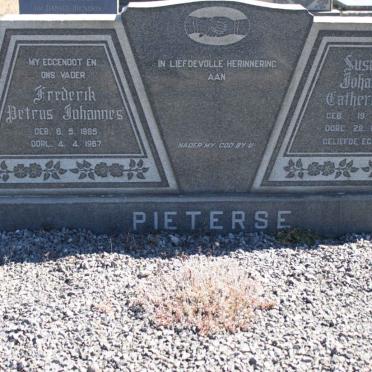 PIETERSE Frederik Petrus Johannes 1885-1967 &amp; Susara Johanna Catherina B. 1898-1979
