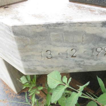 MOORE Brian 1939-1992