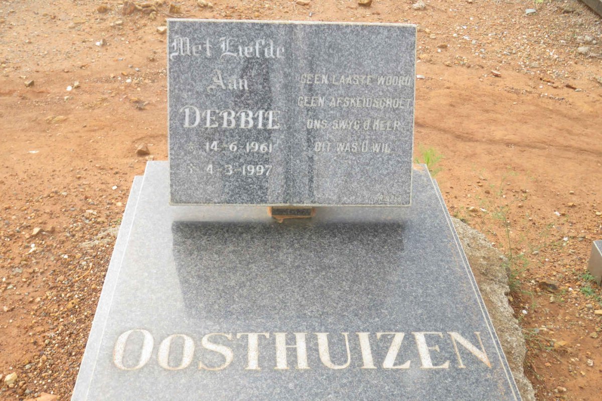 OOSTHUIZEN Debbie 1961-1997