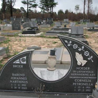 BEZUIDENHOUT Cornelia Petronella 1901-1992 :: BEZUIDENHOUT Johannes Marthinus 1922-2002
