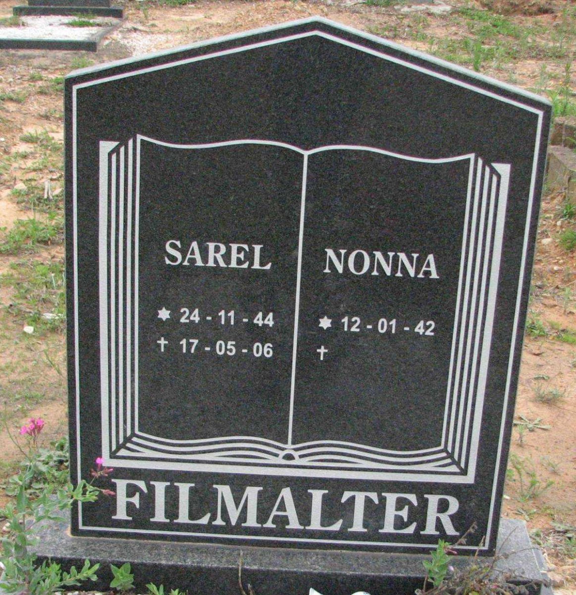 FILMALTER Sarel 1939-2002 &amp; Nonna 1942-