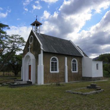Mpumalanga, BARBERTON district, Kaapmuiden, Tonetti Catholic Chapel, churchyard cemetery