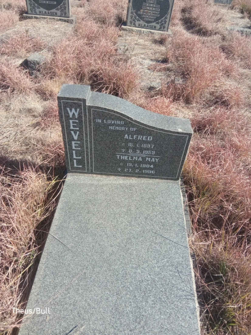 WEVELL Alfred 1897-1953 & Thelma May 1904-1996