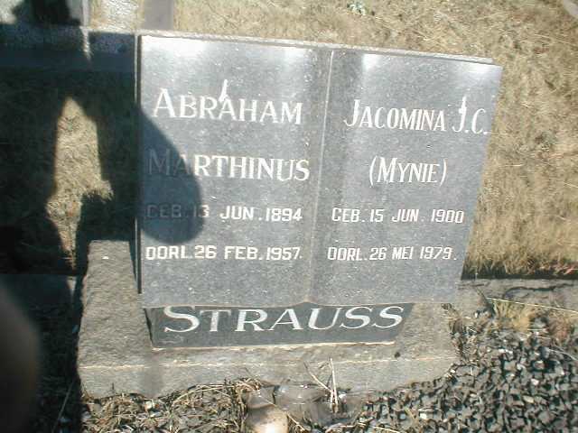 STRAUSS Abraham Marthinus 1894-1957 &amp; Jacomina J.C. 1900-1970