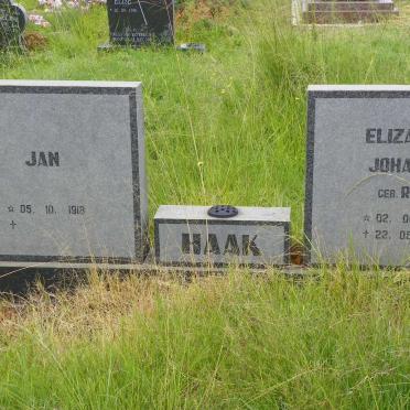 HAAK Jan 1918- &amp; Elizabeth Johanna RAAL 1919-2001