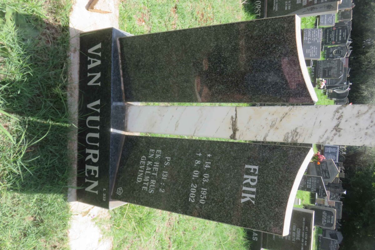 VUUREN Frik, van 1950-2002