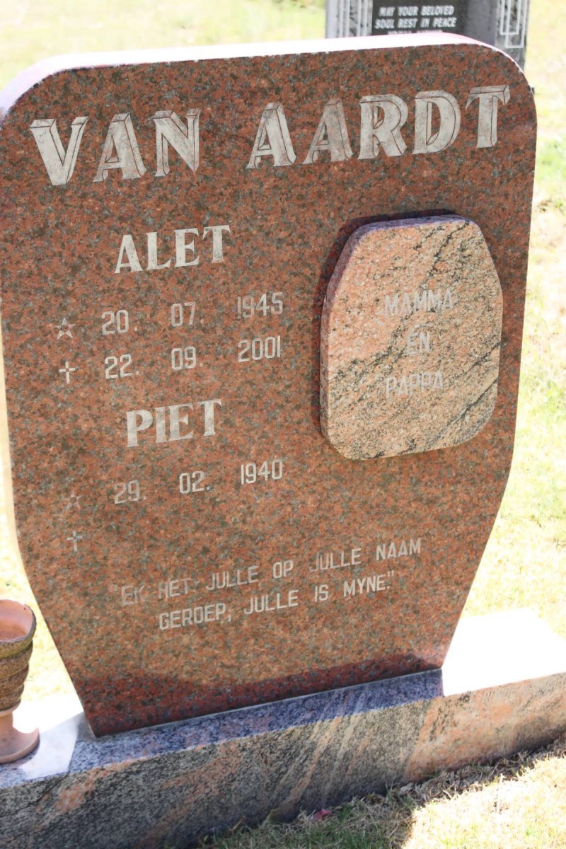 AARDT Piet, van 1940- &amp; Alet 1945-2001