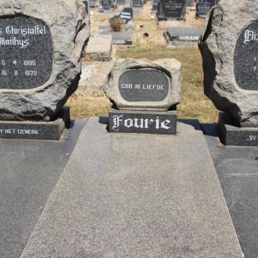FOURIE Louis Christoffel Matthys 1903-1972 &amp; Elizabeth Maria MULLER 1916-1997