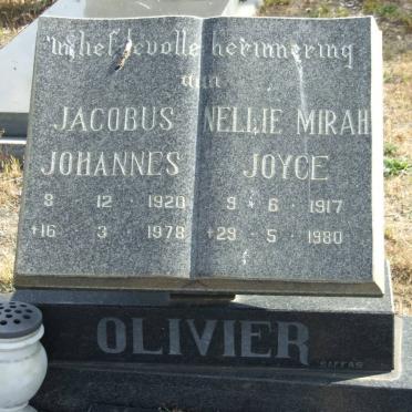 OLIVIER Jacobus Johannes 1920-1978 &amp; Nellie Mirah Joyce 1917-1980