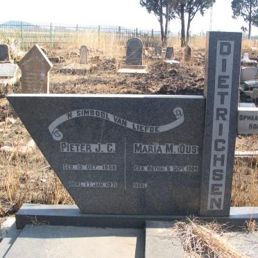DIETRICHSEN Pieter J.C. 1908-1971 &amp; Maria M. BOTHA 1904-