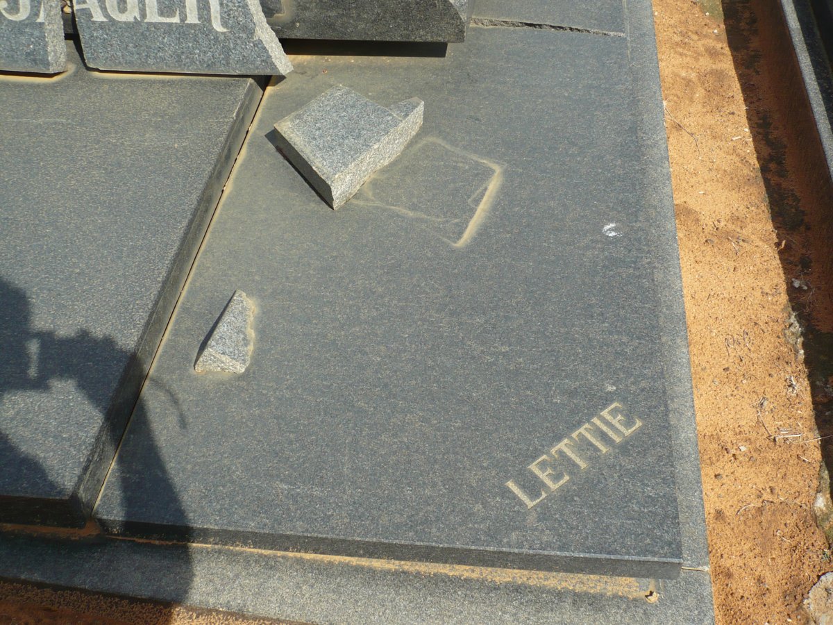 JAGER Lettie, de