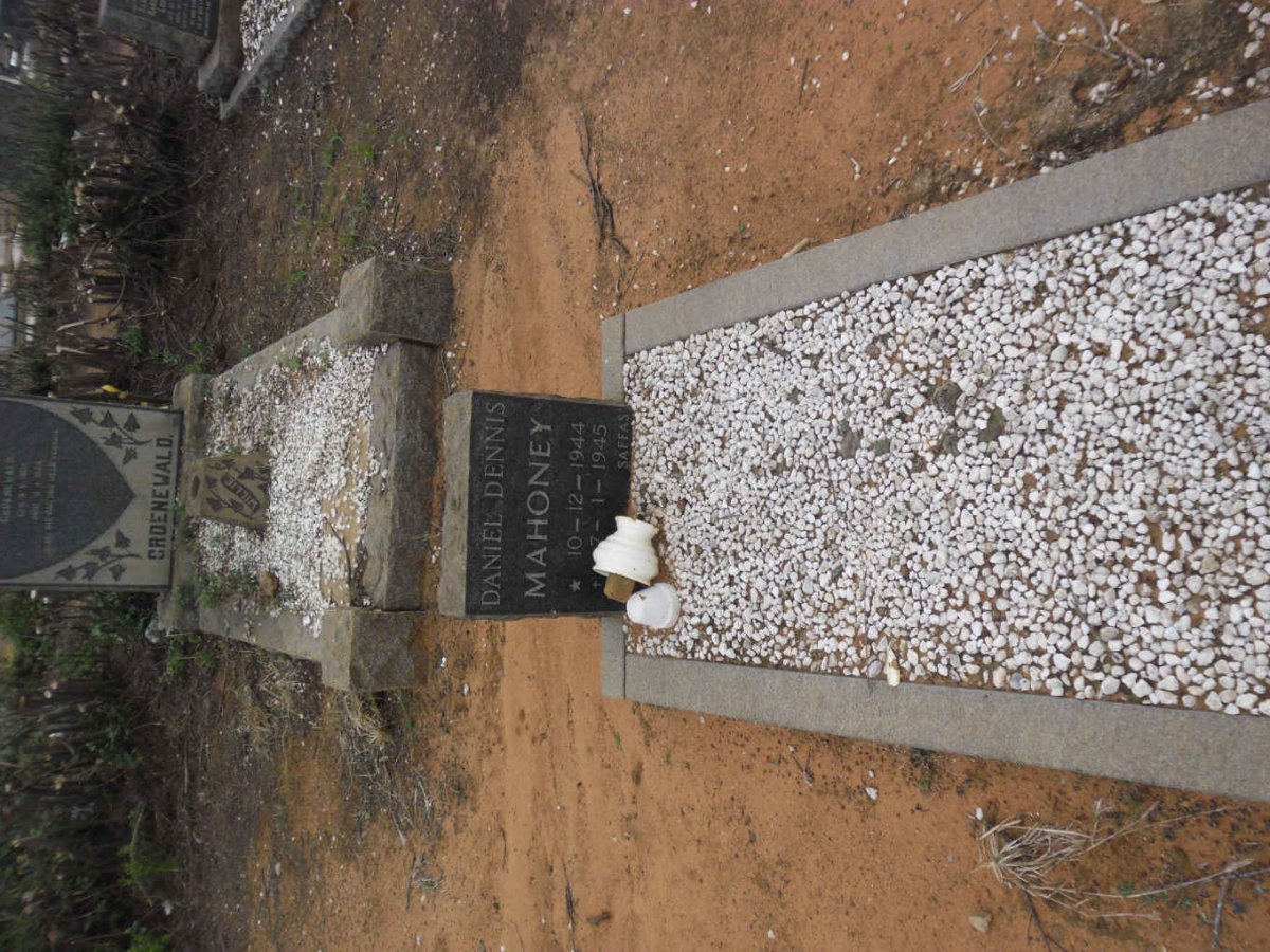 MAHONEY Daniel Dennis 1944-1945