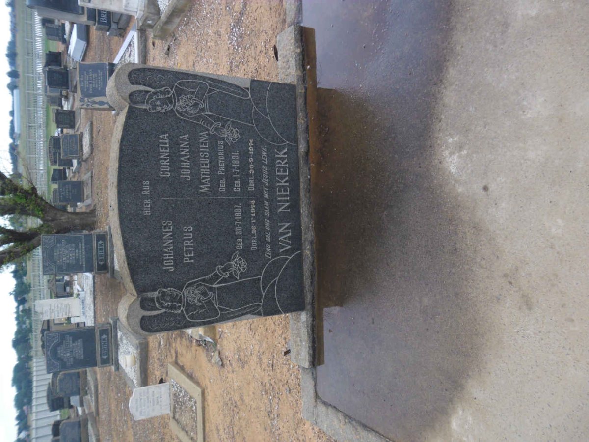NIEKERK Johannes Petrus, van 1887-1974 &amp; Cornelia Johanna Matheusiena PRETORIUS 1891-1974
