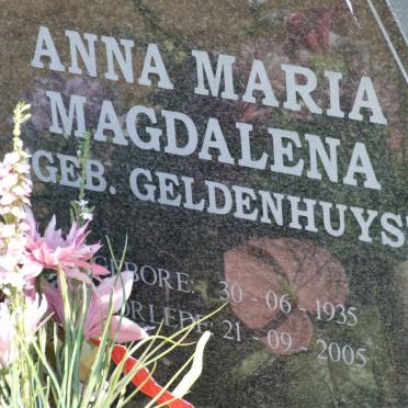 BEZUIDENHOUT Renier Christiaan 1925-2006 &amp; Anna Magdalena GELDENHUYS 1935-2005