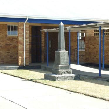 Mpumalanga, LEANDRA,  Leslieskool, Busramp Gedenkteken