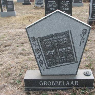 GROBBELAAR Steve 1932-2004 &amp; Doreen 1930-1996