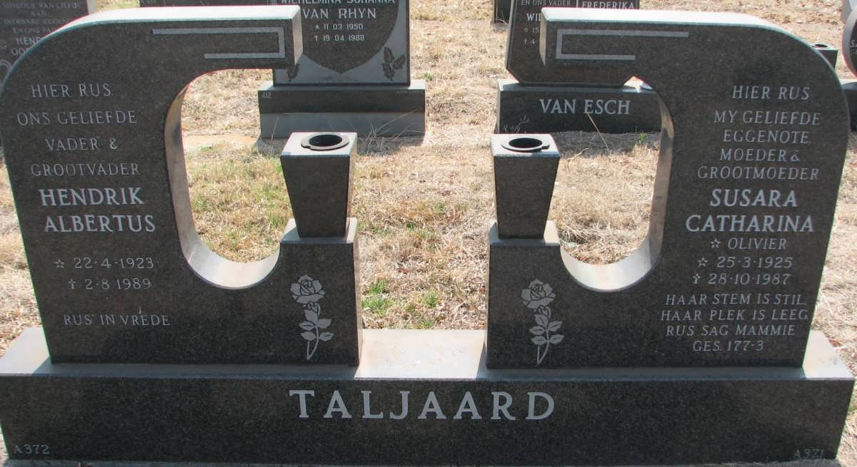 TALJAARD Hendrik Albertus 1923-1989 &amp; Susara Catharina OLIVIER 1925-1987