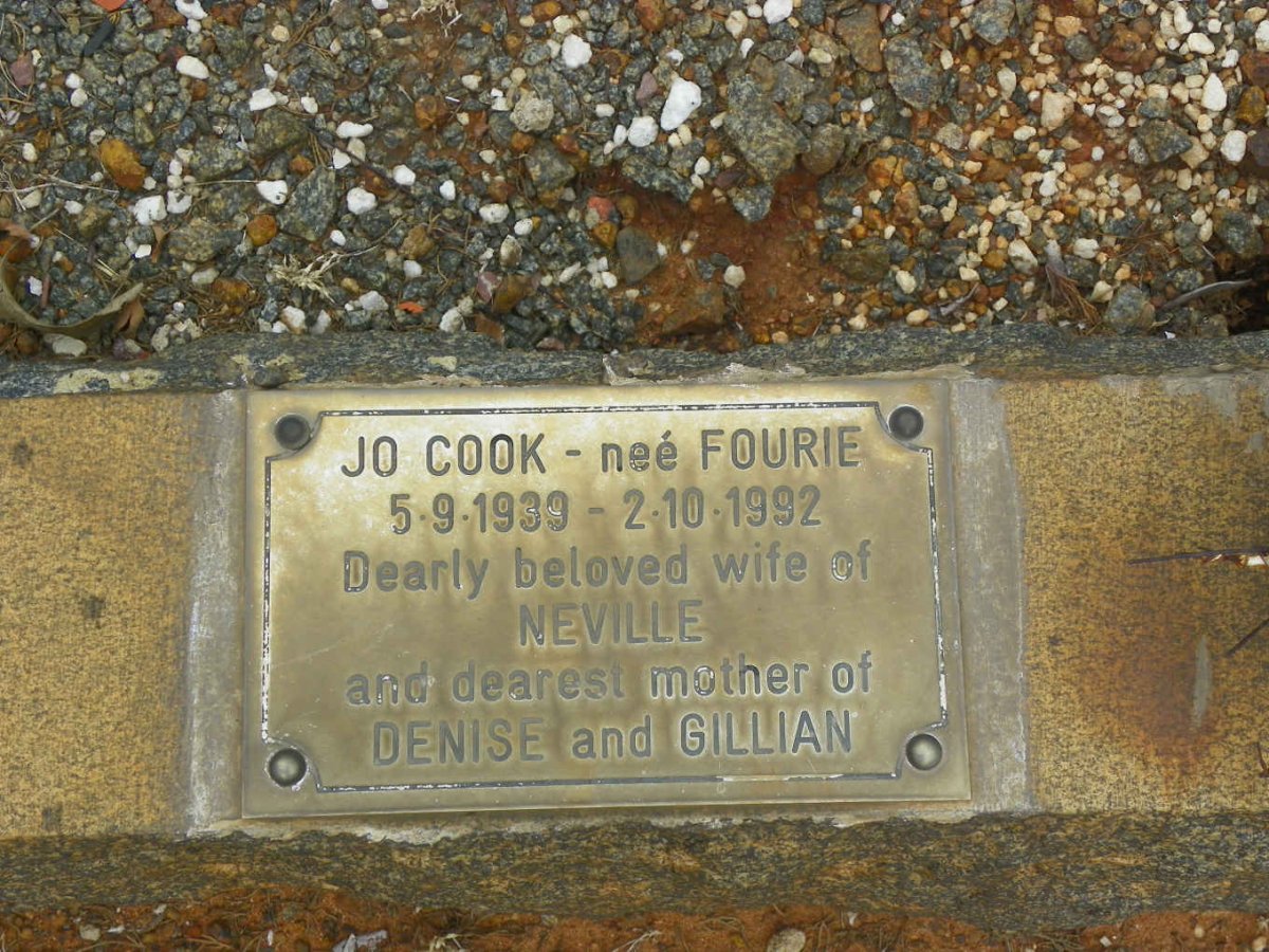 FOURIE Christiaan Ernst 1907–1964 & Anna Petronella nee HENECKE 1919–1981 :: COOK Jo nee FOURIE 1939–1992 #3