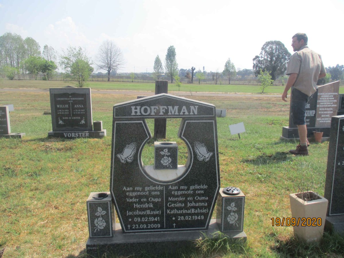 HOFFMAN Hendrik Jacobus 1941-2009 &amp; Gesina Johanna Katharina 1949-