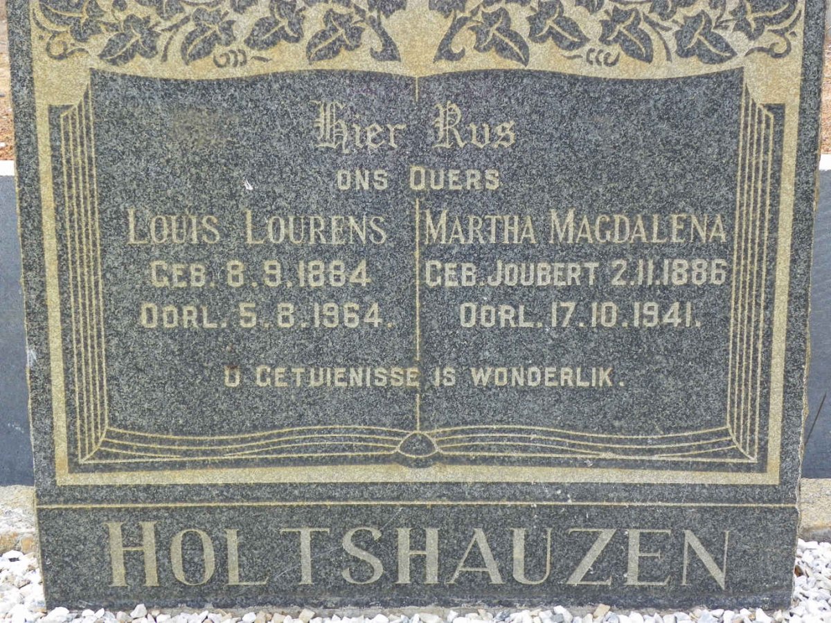 HOLTSHAUZEN Louis Lourens 1884–1964 &amp; Martha Magdalena nee JOUBERT 1886–1941 #1 (front)