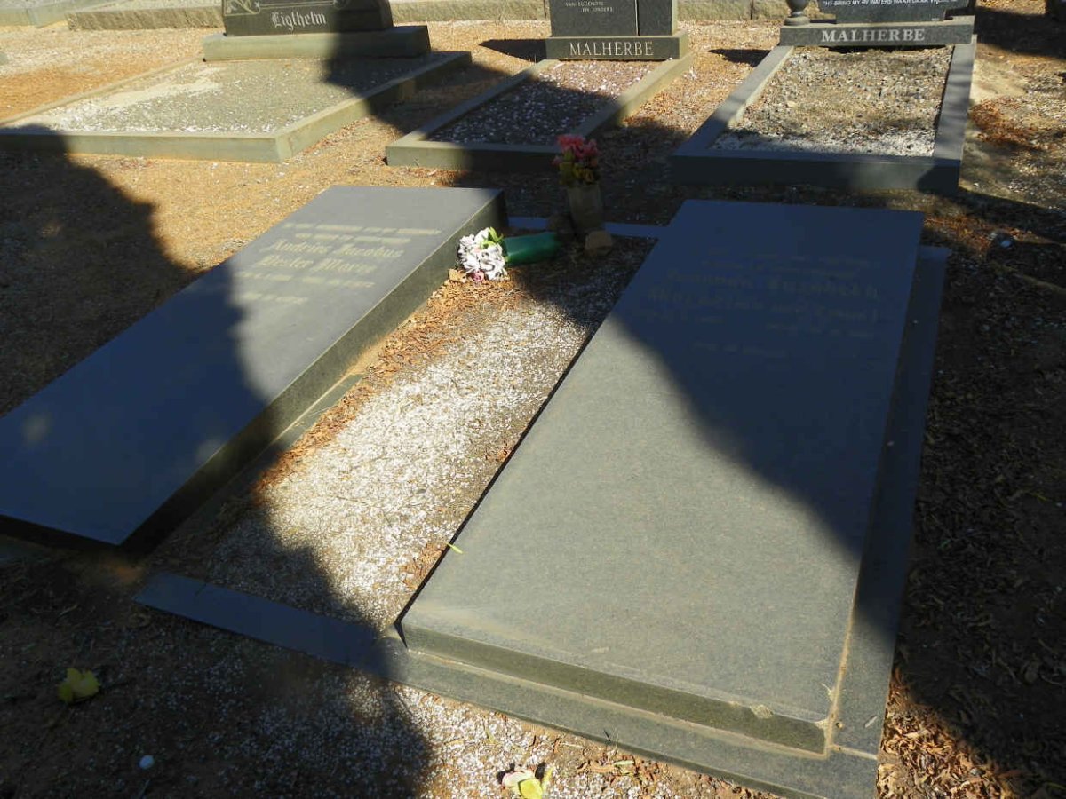 MAREE Andries Jacobus Bester 1908-1973 &amp; Johanna Elizabeth nee VAN DER LINDE 1905-1981 #1