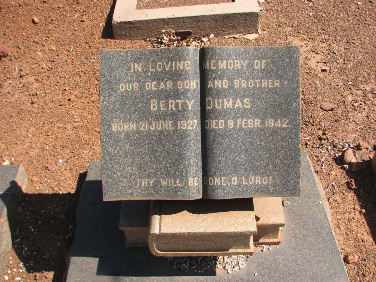 DUMAS Berty 1927-1942
