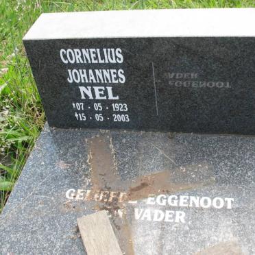 Geb. 7 Mei 1923
Oorl. 15 Mei 2003
