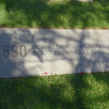 07. H.L. and Grace HALL settle and start farming at Riverside 1890