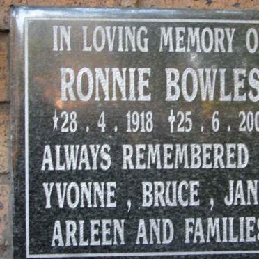 BOWLES Ronnie 1918-2006