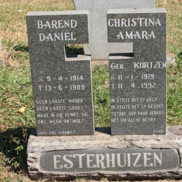 ESTHERHUIZEN Barend Daniël 1914-1989 &amp; Christina Amara KORTZEN 1919-1992