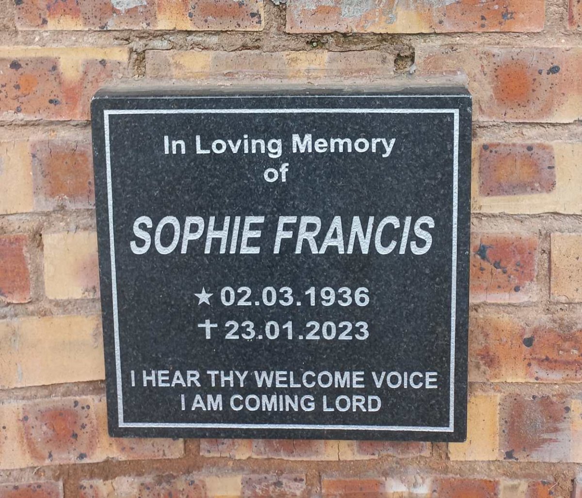 FRANCIS Sophie 1936-2023