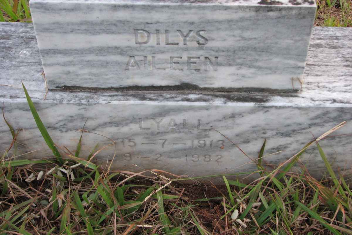 LYALL Dilys Aileen 1913-1982