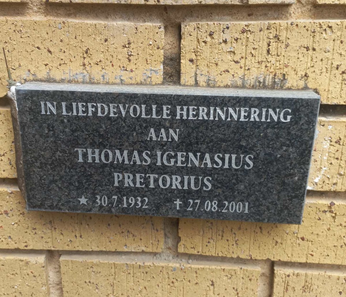 PRETORIUS Thomas Igenasius 1932-2001