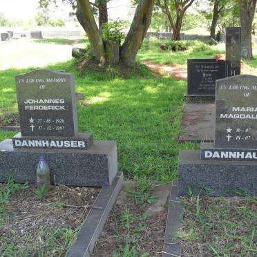D - Vanne :: Surnames - D