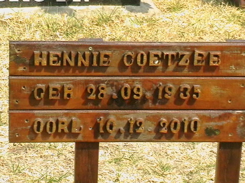 COETZEE Hennie 1935-2010