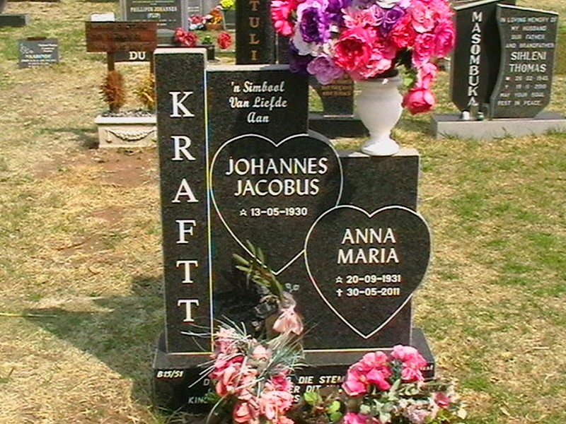 KRAFTT Johannes Jacobus 1930- &amp; Anna Maria 1931-2011