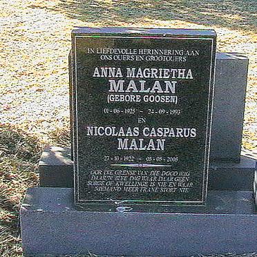 MALAN Nicolaas Casparus 1922-2005 &amp; Anna Magrietha GOOSEN 1925-1993