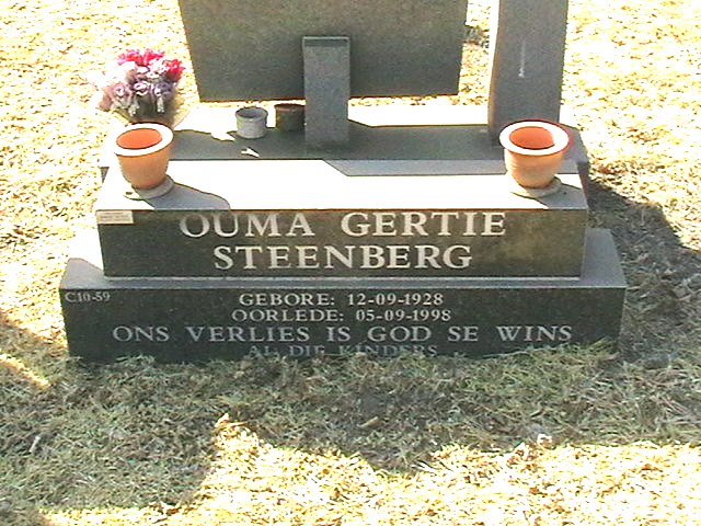 STEENBERG Gertie 1928-1998