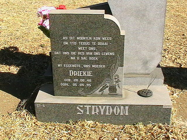 STRYDOM Driekie 1945-1995