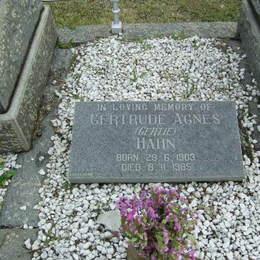 HAHN Gertrude Agnes 1903-1985