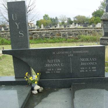 UYS Nicolaas Johannes 1886-1980 &amp; Aletta Johanna C. 1905-1988