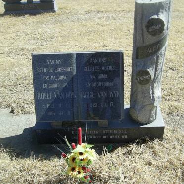WYK Roelf, van 1919-1997 &amp; Maggie 1923-