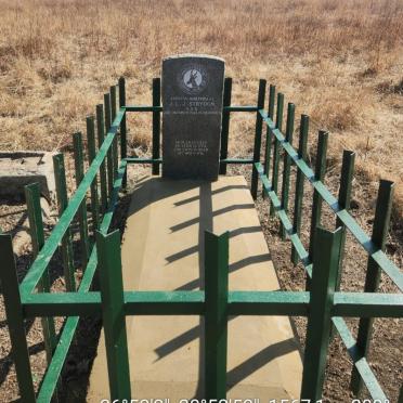 Mpumalanga, STANDERTON district, Grootspruit 617, farm cemetery