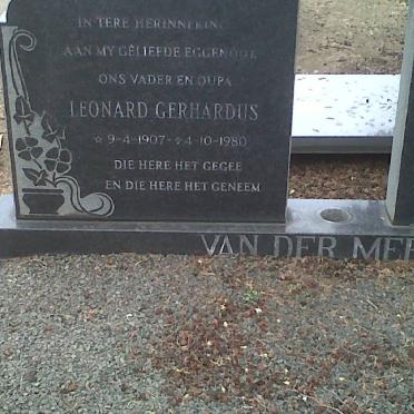 MERWE Leonard Gerhardus, van der 1907-1980 &amp; Agnes Mary 1909-1996