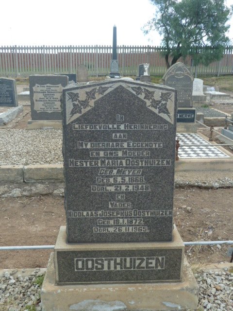 OOSTHUIZEN Nicolaas Josephus 1872-1965 & Hester Maria MEYER 1868-1948