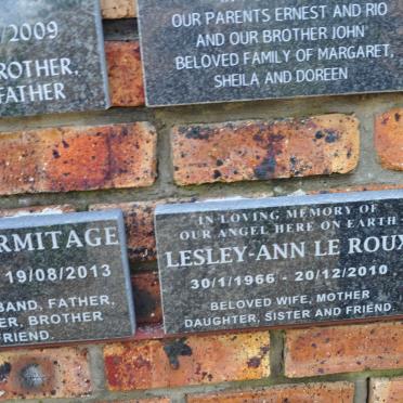 ROUX Lesley-Ann, le 1966-2010