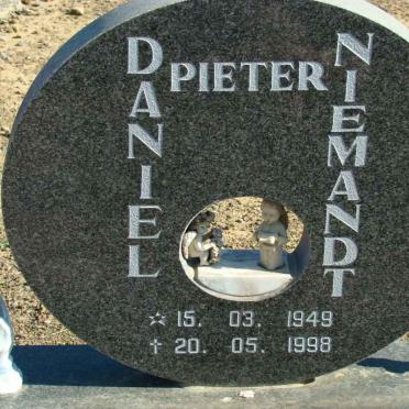 NIEMANDT Pieter Danie 1949-1998