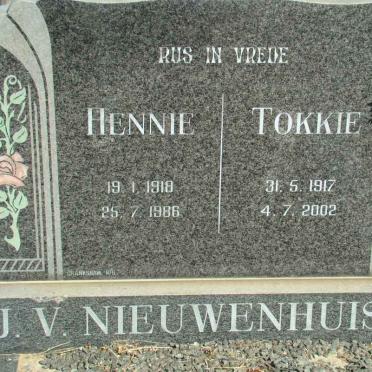 NIEUWENHUISEN Hennie, J.v. 1918-1986 &amp; Tokkie 1917-2002