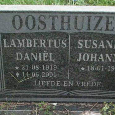 OOSTHUIZEN Lambertus Daniël 1919-2001 &amp; Susanna Johanna 1921-